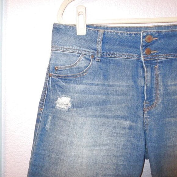 Vtg Y2K Tinseltown Distressed Cut Offs Denim Shorts Size 13 Mid Rise Jorts Boho - Picture 2 of 8